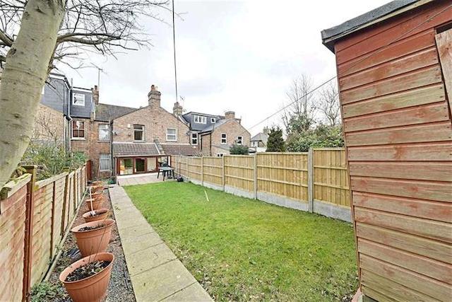  Image of 3 bedroom Terraced house for sale in Elmfield Road London N2 at Elmfield Road, East Finchley, London N2