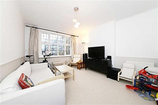  Image of 3 bedroom Terraced house for sale in Long Lane London N3 at Long Lane, Finchley, London N3