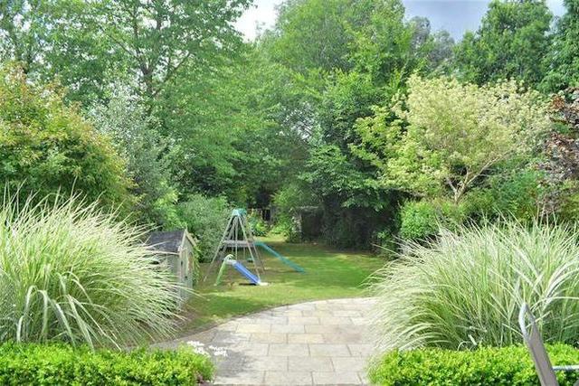  Image of 4 bedroom Semi-Detached house for sale in Priory Avenue Petts Wood Orpington BR5 at Priory Avenue, Petts Wood, Orpington BR5