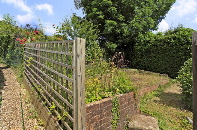 Image of 3 bedroom Cottage for sale in West End Road Bradninch Exeter EX5 at West End Road, Bradninch EX5