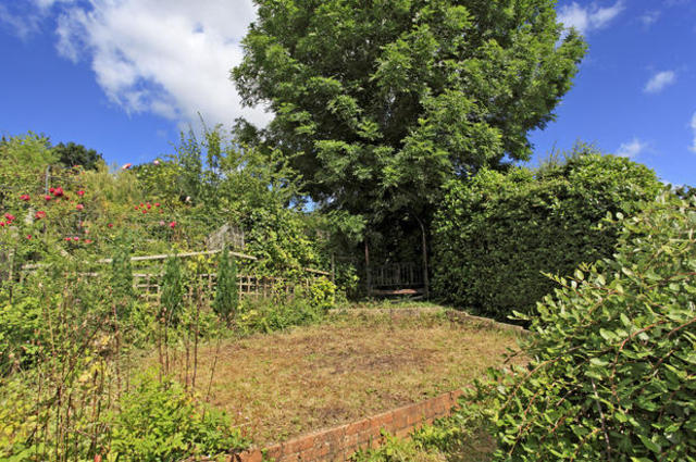  Image of 3 bedroom Cottage for sale in West End Road Bradninch Exeter EX5 at West End Road, Bradninch EX5