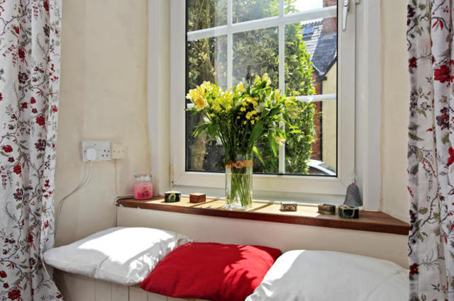 Image of 3 bedroom Cottage for sale in West End Road Bradninch Exeter EX5 at West End Road, Bradninch EX5