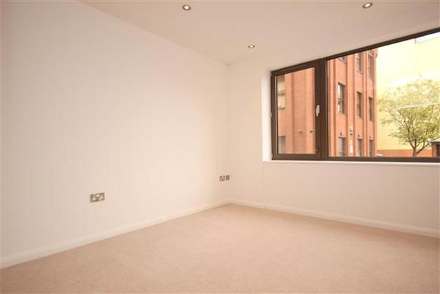  Image of 1 bedroom Flat to rent in Peterborough Road Harrow-on-the-Hill Harrow HA1 at Carnegie House, 21 Peterborough Road, Harrow HA1