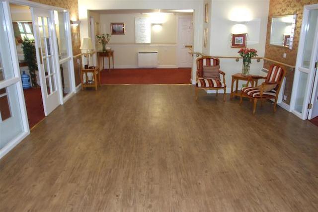  Image of 1 bedroom Property for sale in High Street South Rushden NN10 at High Street South, Rushden NN10