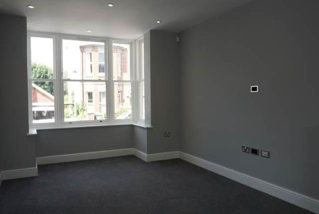  Image of 1 bedroom Property to rent in Cambridge Gardens Tunbridge Wells TN2 at Salomons Mews, Cambridge Gardens, Tunbridge Wells TN2