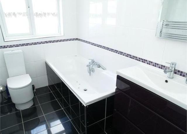  Image of 3 bedroom Detached Bungalow for sale in Riverview Road Epsom KT19 at Riverview Road, Ewell, Epsom KT19