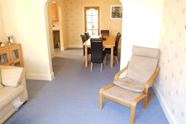  Image of 3 bedroom Semi-Detached house for sale in Prospect Avenue Rushden NN10 at Prospect Avenue, Rushden NN10