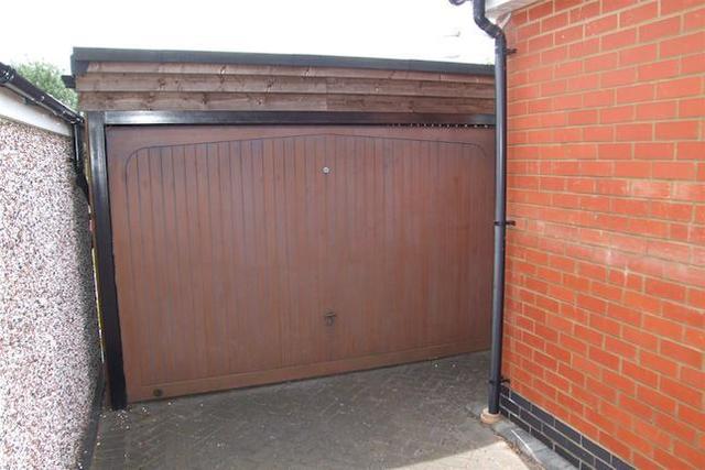  Image of 3 bedroom Semi-Detached house for sale in Prospect Avenue Rushden NN10 at Prospect Avenue, Rushden NN10