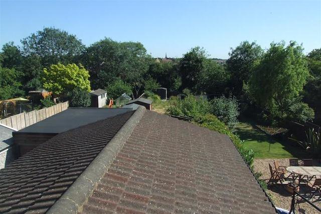  Image of 3 bedroom Semi-Detached house for sale in Prospect Avenue Rushden NN10 at Prospect Avenue, Rushden NN10