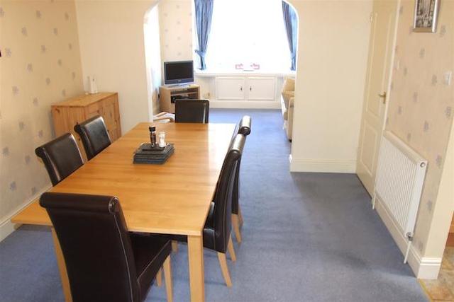  Image of 3 bedroom Semi-Detached house for sale in Prospect Avenue Rushden NN10 at Prospect Avenue, Rushden NN10