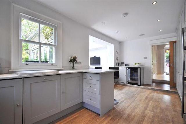  Image of 3 bedroom Detached house for sale in Green Lane Chislehurst BR7 at Green Lane, Chislehurst BR7