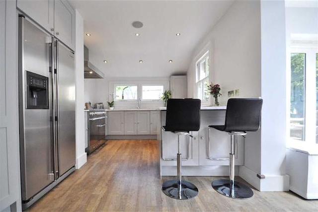  Image of 3 bedroom Detached house for sale in Green Lane Chislehurst BR7 at Green Lane, Chislehurst BR7