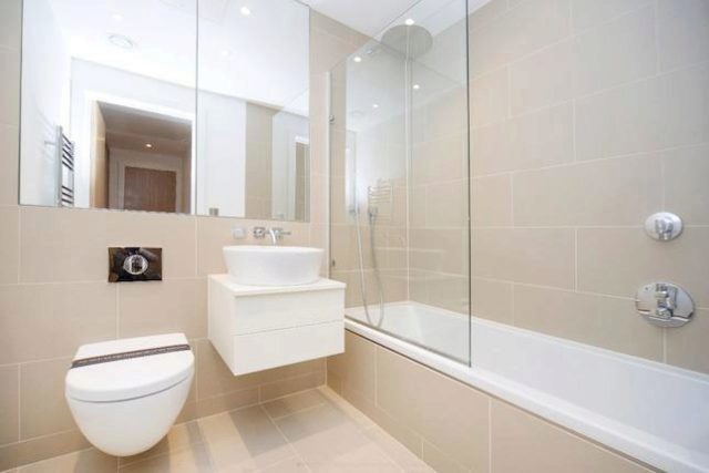  Image of 1 bedroom Flat to rent in Holland Park Avenue London W11 at Holland Park Avenue, London W11
