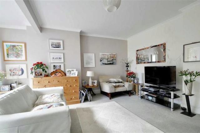  Image of 3 bedroom Terraced house for sale in Erin Close Bromley BR1 at Erin Close, Bromley, Kent BR1
