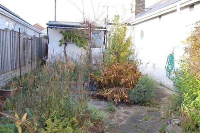  Image of 2 bedroom Detached Bungalow for sale in Linden Avenue Broadstairs CT10 at Linden Avenue, Broadstairs, Kent CT10