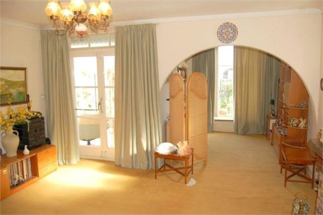  Image of 2 bedroom Detached Bungalow for sale in Linden Avenue Broadstairs CT10 at Linden Avenue, Broadstairs, Kent CT10
