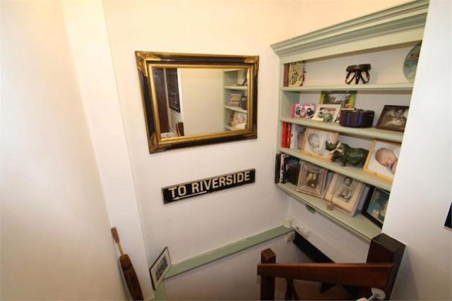  Image of 2 bedroom Cottage for sale in The Goggs Watlington OX49 at The Goggs, Watlington, Oxfordshire OX49