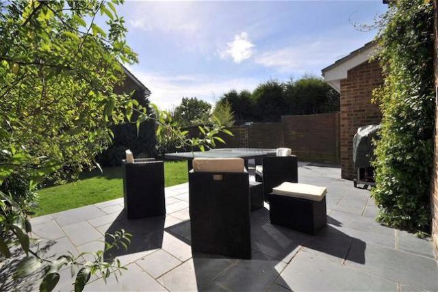  Image of 4 bedroom Detached house for sale in Beechwood Rise Chislehurst BR7 at Beechwood Rise, Chislehurst BR7