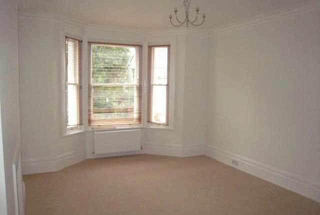  Image of 1 bedroom Flat to rent in Mount Sion Tunbridge Wells TN1 at Mount Sion, Tunbridge Wells, Kent TN1