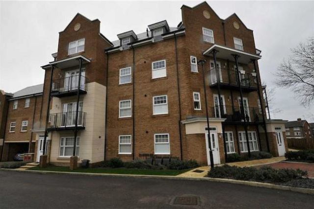  Image of 2 bedroom Flat for sale in Wells View Drive Bromley BR2 at Wells View Drive, Bromley, Kent BR2