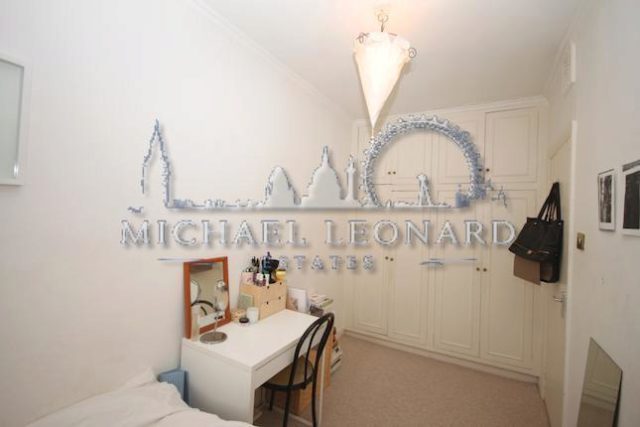  Image of 2 bedroom Flat to rent in Eardley Crescent London SW5 at Eardley Crescent, Earls Court SW5