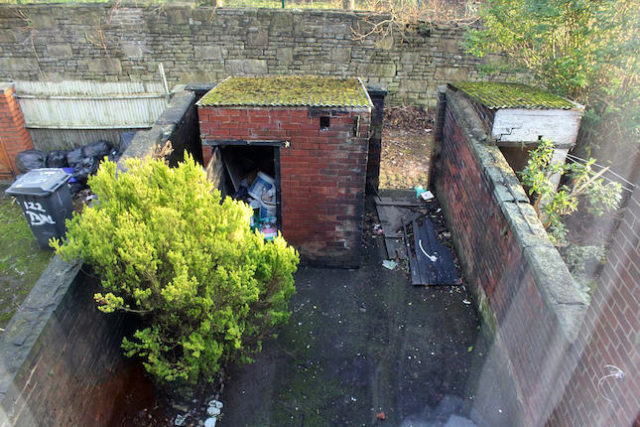  Image of 2 bedroom Terraced house to rent in Balfour Street Oldham OL4 at Balfour Street, Oldham OL4
