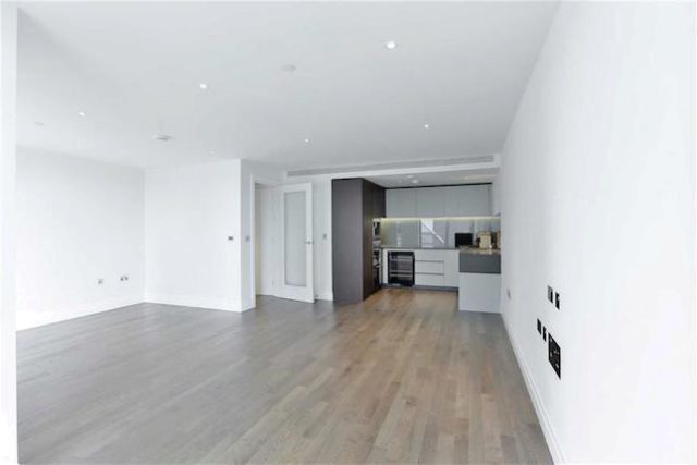  Image of 2 bedroom Flat to rent in Kirtling Street London SW8 at Three Riverlight Quay, Nine Elms, London SW8