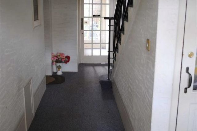  Image of 3 bedroom Flat to rent in Holmdale Gardens London NW4 at Brentwood Lodge, Hendon, London NW4