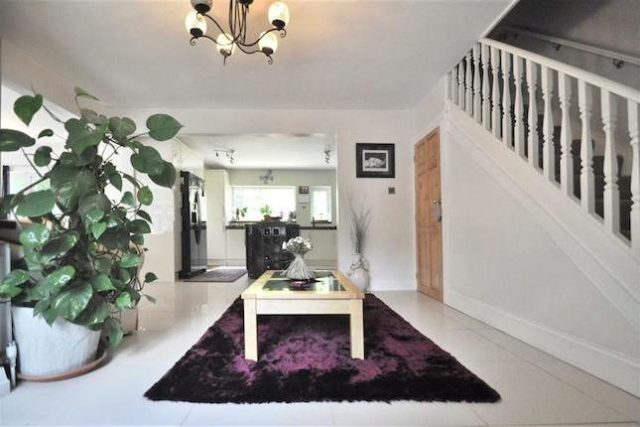  Image of 4 bedroom Semi-Detached house for sale in Logs Hill Chislehurst BR7 at Logs Hill, Chislehurst BR7