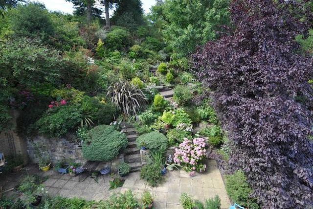  Image of 4 bedroom Semi-Detached house for sale in Logs Hill Chislehurst BR7 at Logs Hill, Chislehurst BR7