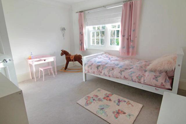  Image of 5 bedroom Detached house to rent in Forest Ridge Keston BR2 at Forest Ridge, Keston BR2