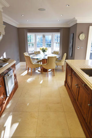  Image of 5 bedroom Detached house to rent in Forest Ridge Keston BR2 at Forest Ridge, Keston BR2