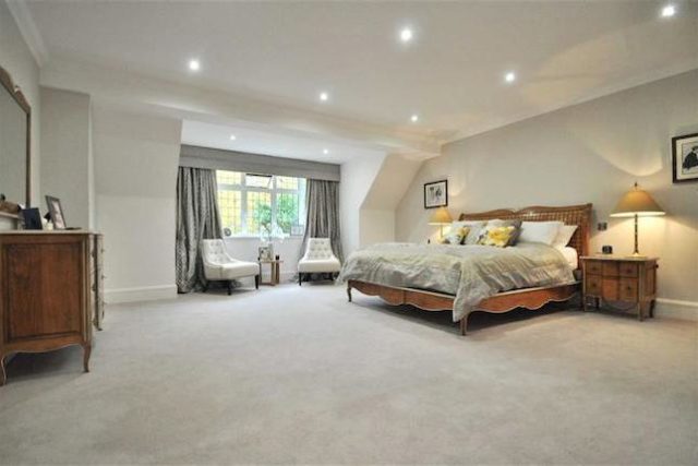  Image of 7 bedroom Detached house for sale in Ashfield Lane Chislehurst BR7 at Ashfield Lane, Chislehurst BR7