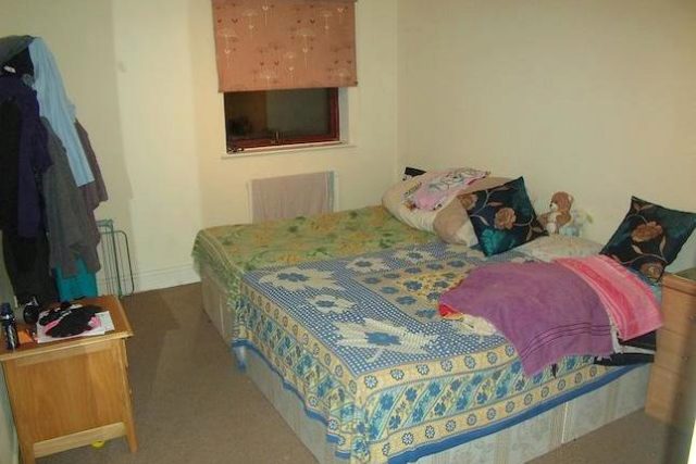  Image of 1 bedroom Flat for sale in Royal Court Kings Road Reading RG1 at Royal Court, Reading RG1