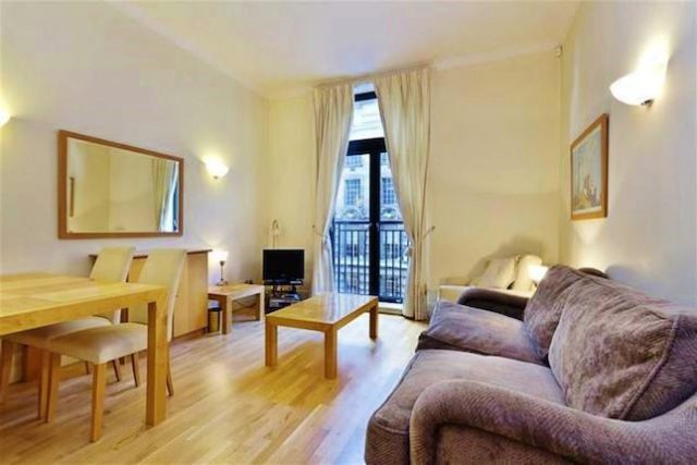  Image of 1 bedroom Flat to rent in Forum Magnum Square London SE1 at West Block, County Hall Apartments, South Bank, London SE1