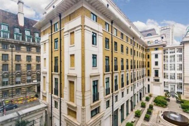  Image of 1 bedroom Flat to rent in Forum Magnum Square London SE1 at West Block, County Hall Apartments, South Bank, London SE1
