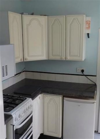  Image of 2 bedroom Flat to rent in Felbrigge Road Ilford IG3 at Felbrigge Road, Seven Kings IG3