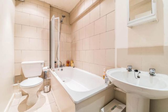  Image of 3 bedroom Flat to rent in Sevington Street London W9 at Sevington Street, Maida Vale W9