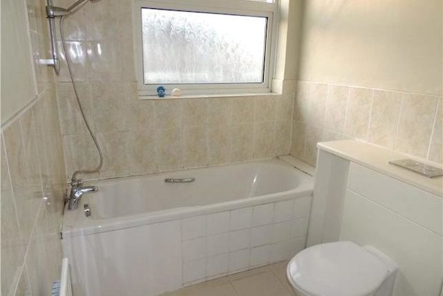  Image of 3 bedroom Terraced house to rent in Tunstall Road Addiscombe Croydon CR0 at Tunstall Road, Addiscombe, Croydon CR0
