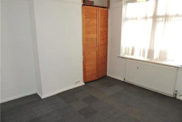 Image of 3 bedroom Terraced house to rent in Tunstall Road Addiscombe Croydon CR0 at Tunstall Road, Addiscombe, Croydon CR0
