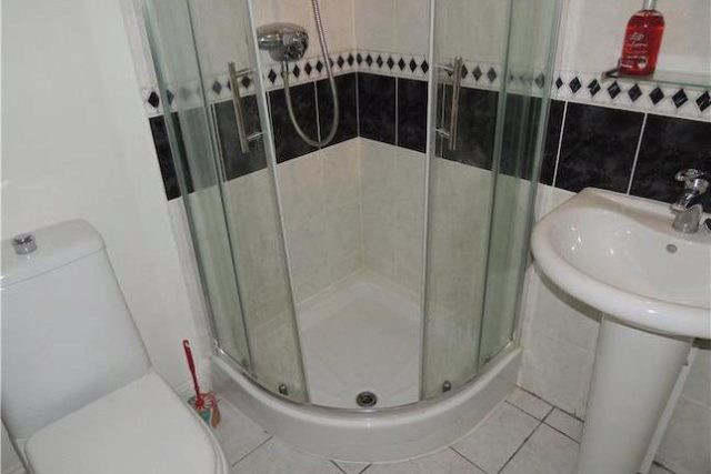  Image of 3 bedroom Terraced house to rent in Tunstall Road Addiscombe Croydon CR0 at Tunstall Road, Addiscombe, Croydon CR0