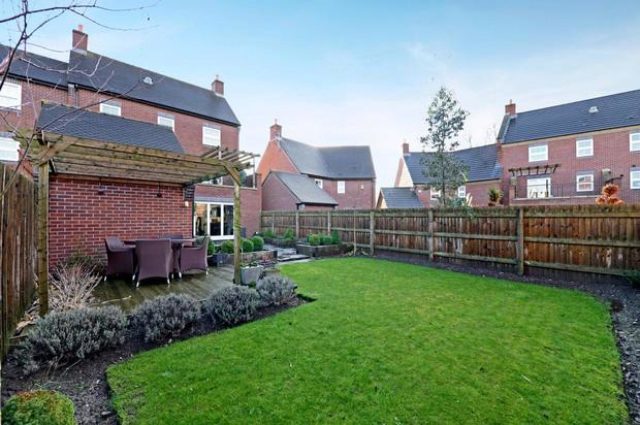  Image of 4 bedroom Semi-Detached house for sale in Stalbridge Drive Runcorn WA7 at Stalbridge Drive, Runcorn, Sandymoor WA7