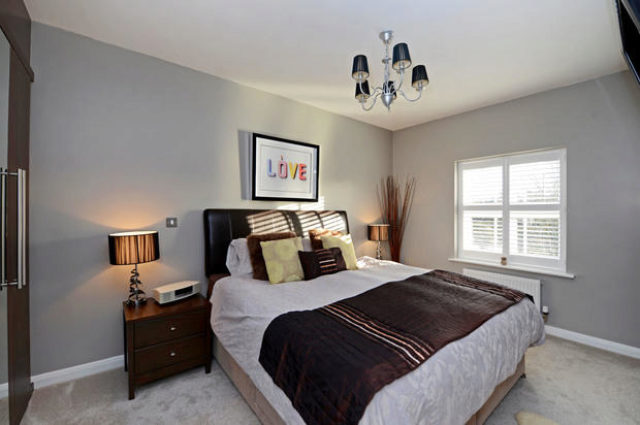  Image of 4 bedroom Semi-Detached house for sale in Stalbridge Drive Runcorn WA7 at Stalbridge Drive, Runcorn, Sandymoor WA7