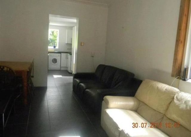  Image of 6 bedroom Property to rent in Shelbourne Road Bournemouth BH8 at Shelbourne Road, Bournemouth BH8