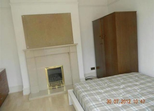  Image of 6 bedroom Property to rent in Shelbourne Road Bournemouth BH8 at Shelbourne Road, Bournemouth BH8
