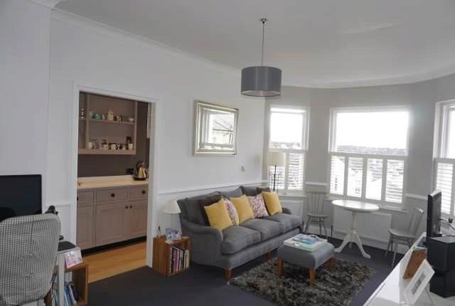  Image of 1 bedroom Flat to rent in York Road Tunbridge Wells TN1 at York Road, Tunbridge Wells, Kent TN1