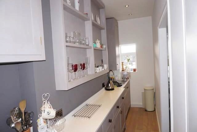  Image of 1 bedroom Flat to rent in York Road Tunbridge Wells TN1 at York Road, Tunbridge Wells, Kent TN1