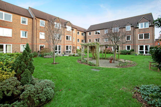  Image of 1 bedroom Property for sale in Priory Road Wells BA5 at Homechime House, Priory Road, Wells BA5