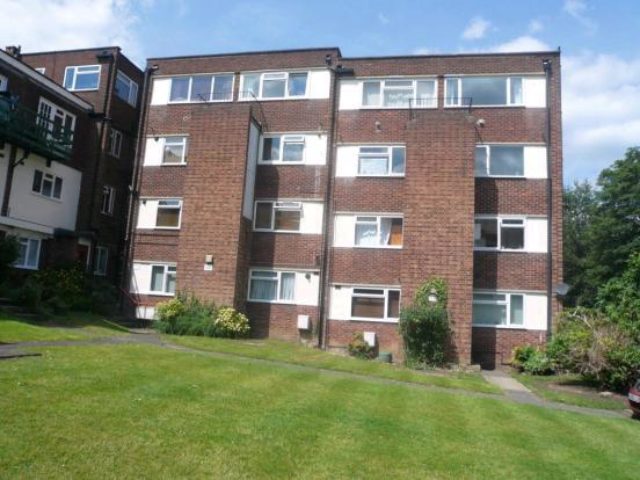  Image of 2 bedroom Duplex to rent in Prospect Street Reading RG1 at Tetbury Court, Reading RG1
