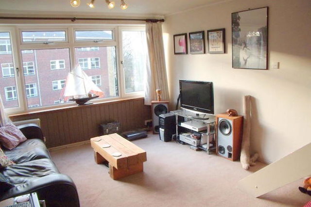  Image of 2 bedroom Duplex to rent in Prospect Street Reading RG1 at Tetbury Court, Reading RG1